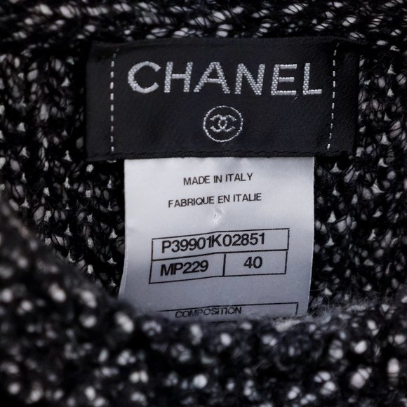 Chanel Fall 2010 Grey Tweed Sweater Dress - Picture 4 of 10